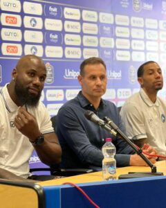 Immagine-WhatsApp-2024-10-31-ore-18.41.33_d5ede863-240x300 NAPOLI BASKET – PRESENTAZIONE NUOVI ACQUISTI